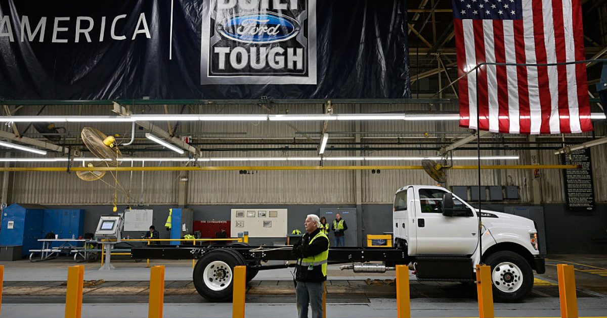 Ford Brings Back Veteran Engineers After AI Fails to Deliver
