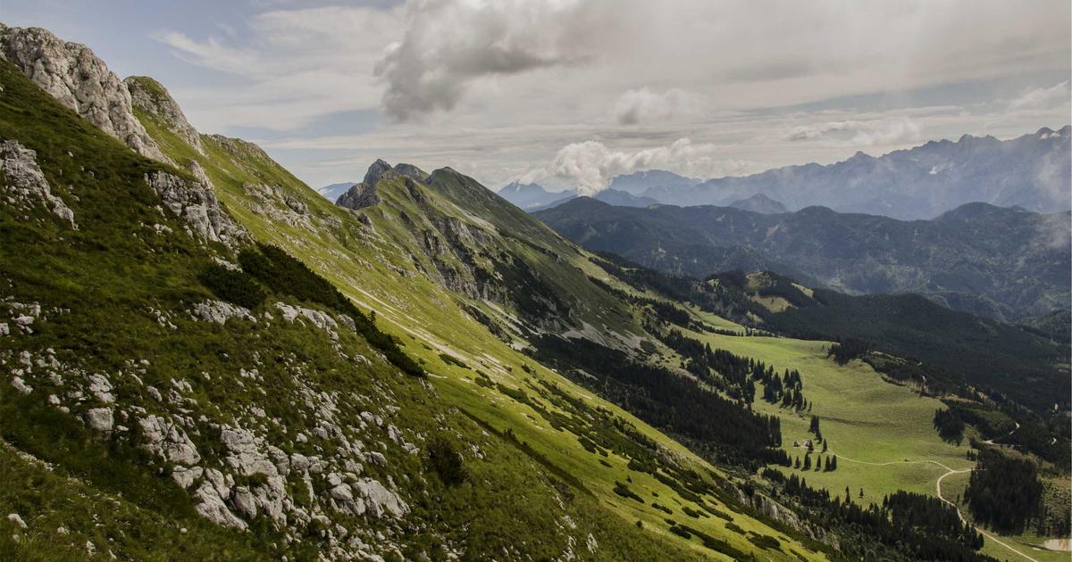 DROPIDEA | دروب ايديا - The best 5 sites to get free Photoshop fonts