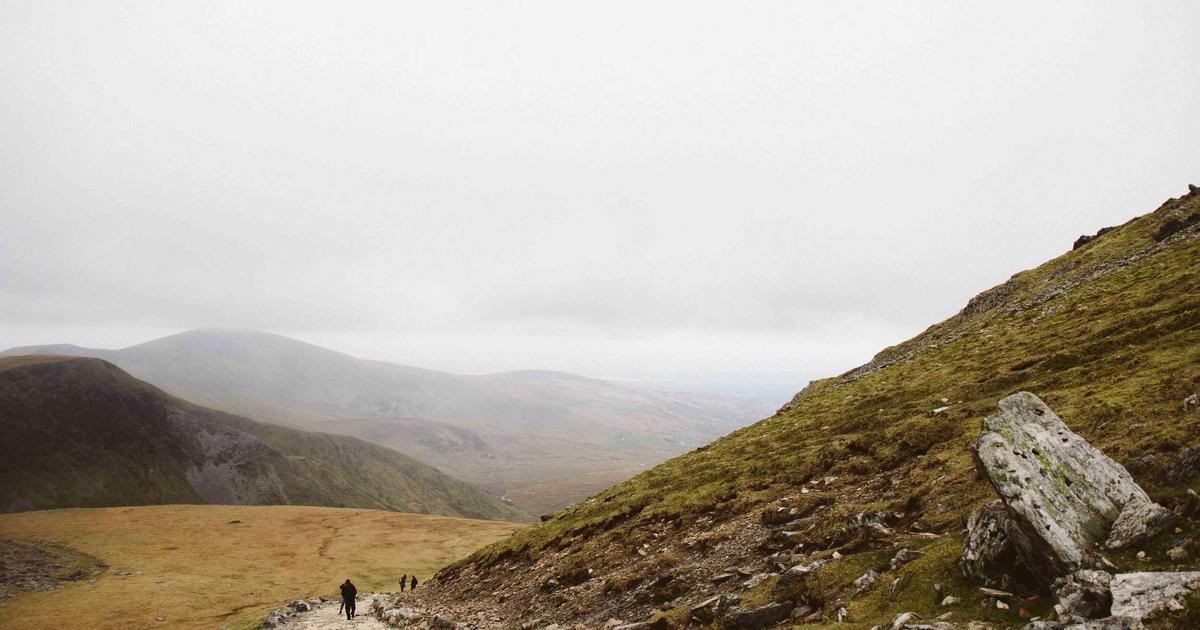 DROPIDEA | دروب ايديا - Summary of The Adweek Copywriting Handbook for successful copywriting