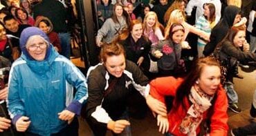 58df8f_040b9667f5b14edf924cc6b2a69d58demv2